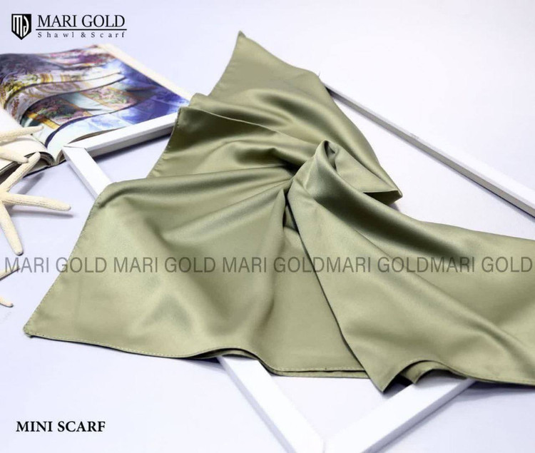 شال و روسری زنانه