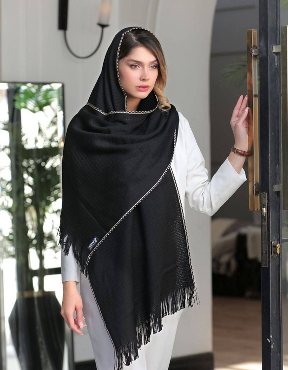 شال مشکی بافت دور دندان موشی