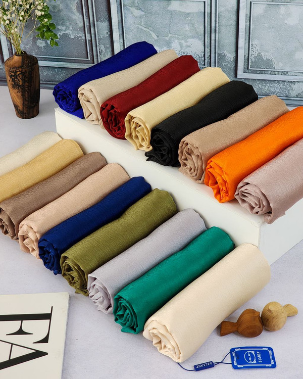 تنوع در رنگ و جنس