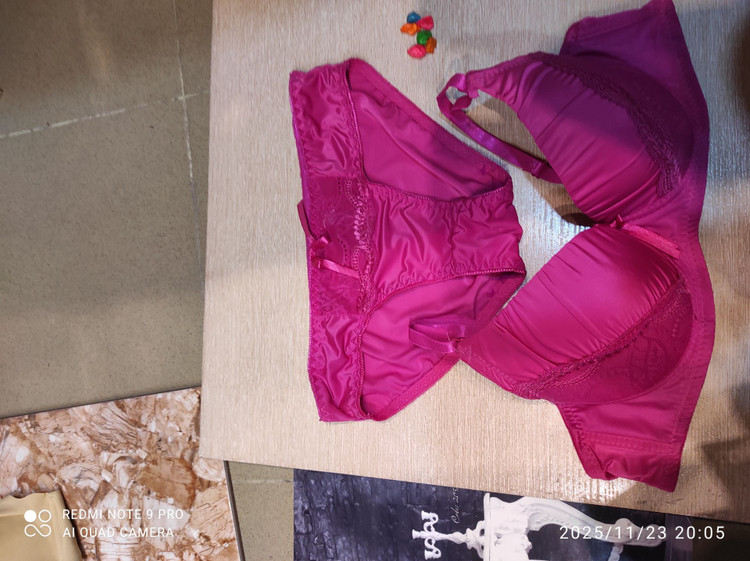 ست لیزری سرخابی