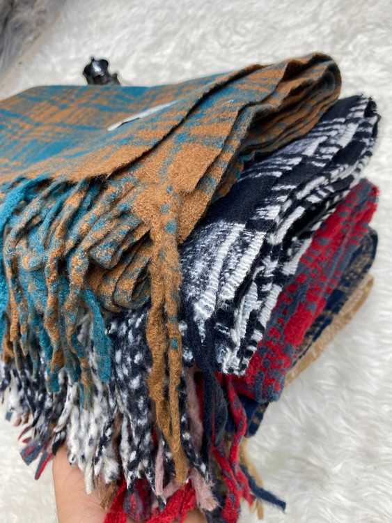 طرح بندی متنوع شال موهر