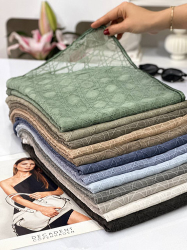 تنوع در رنگ بندی