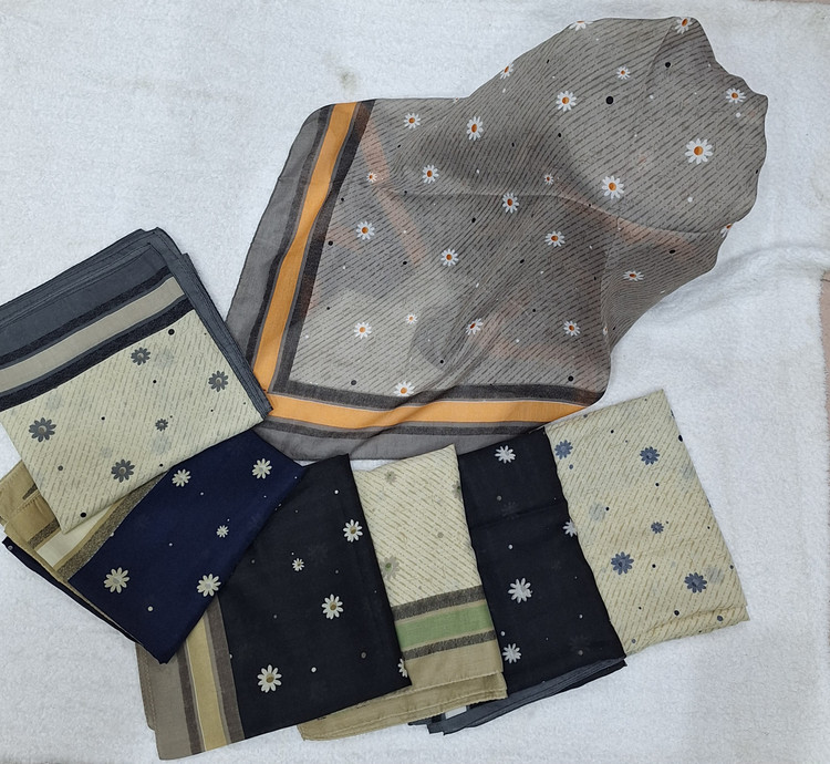 انواع روسری ساده و طرح دار