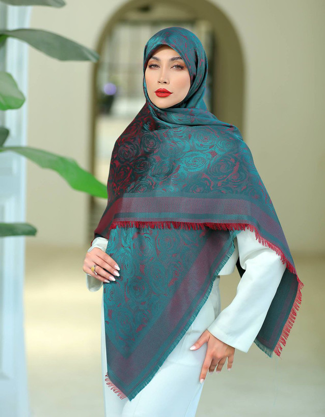 تنوع محصولات شال و روسری