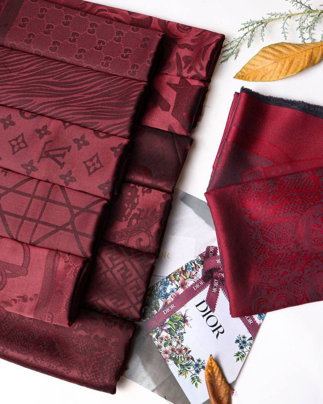 روسری مناسب سب یلدا زرشکی