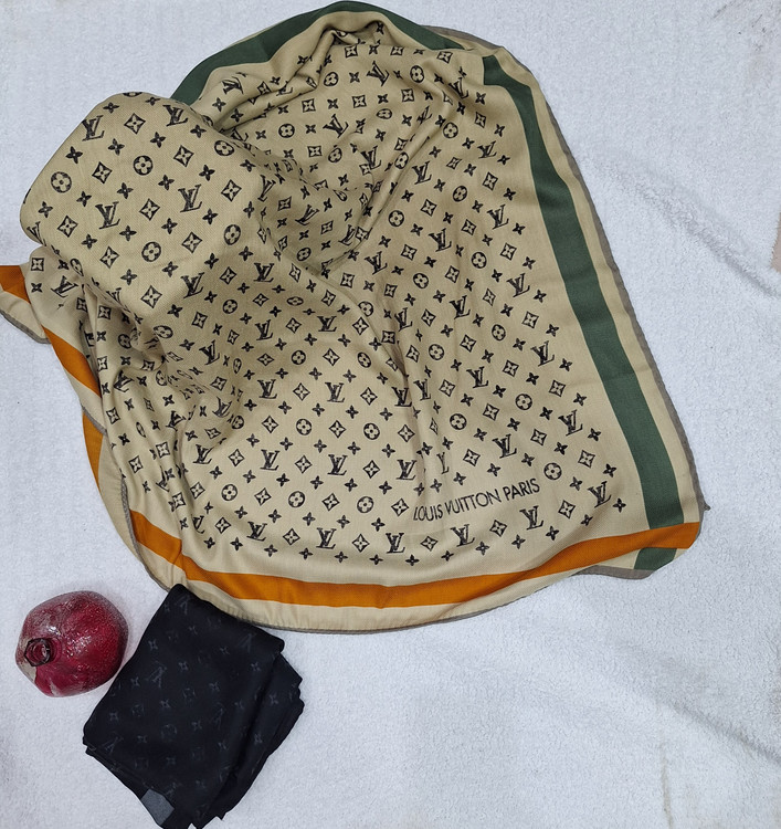 تنوع انواع شال و روسری زنانه