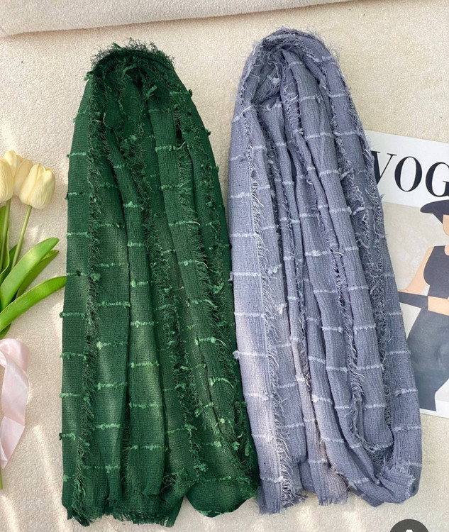 تنوع انواع شال و روسری زنانه