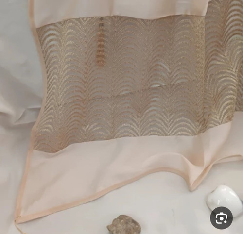 تنوع انواع شال و روسری زنانه