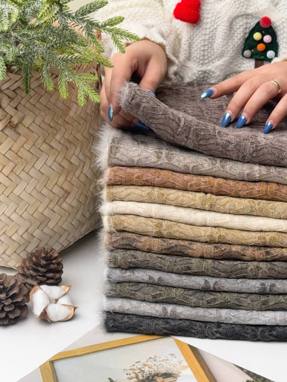 تنوع رنگ بندی انواع شال و روسری