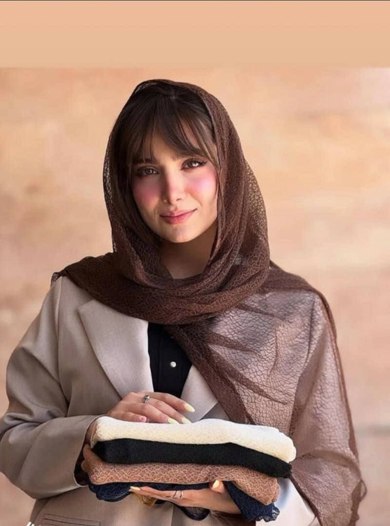 خرید انلاین شال و روسری