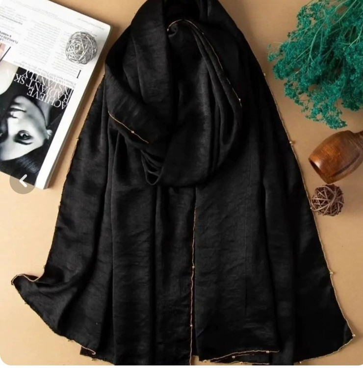 تنوع بالا انواع شال و روسری