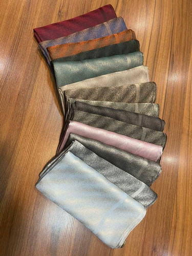 خرید انلاین شال و روسری زنانه