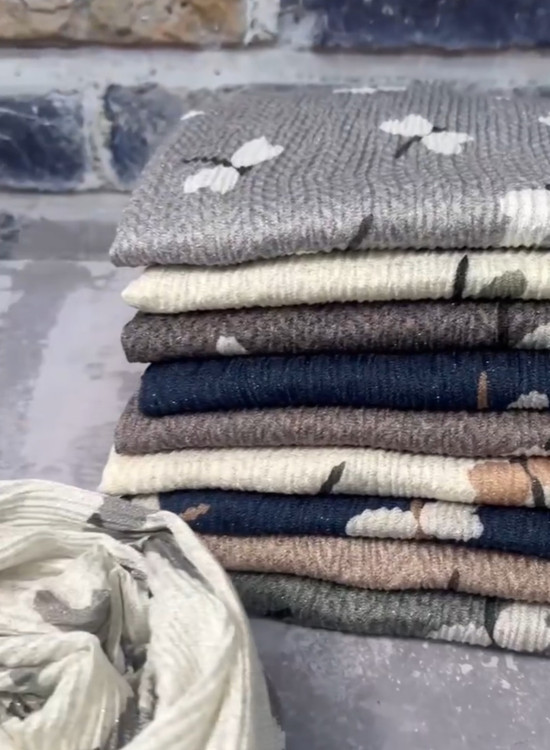 خرید انلاین انواع شال و روسری