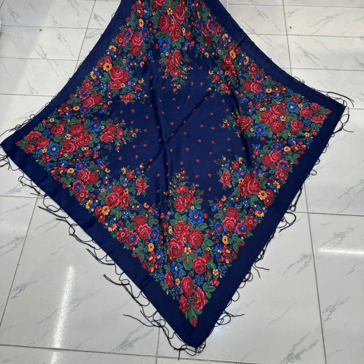 روسری ترکمنی ایرانی مدل تاتار کد 1607 طرح سنتی نخ پلی استر 130x130 مناسب 4 فصل