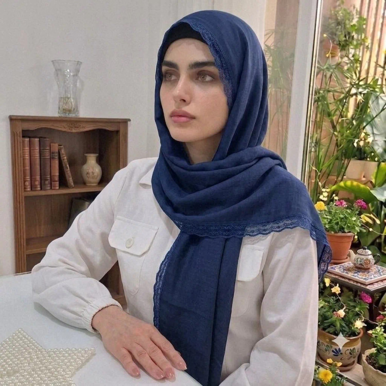 شال وال اسلپ مشکی سرمه ای نسکافه ای دور گیپور سایز 170 در 70 و 52 زنانه